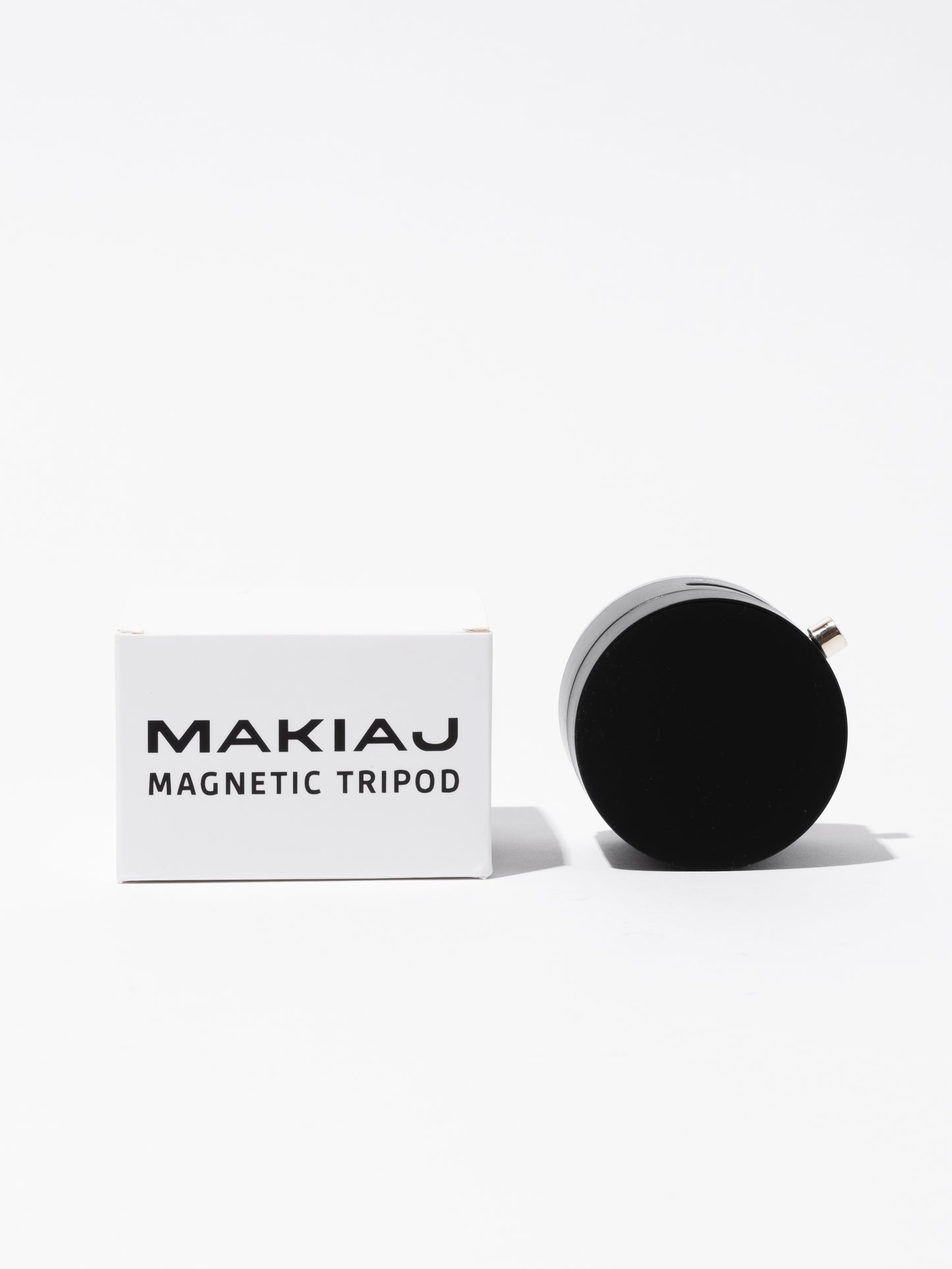 MAKIAJ MAGNETIC TRIPOD: YOUR CREATIVE COMPANION ANYWHERE(LIMITED EDITION)